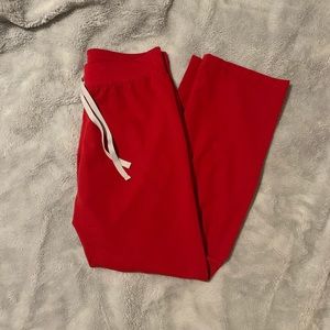 Figs | Livingston Scrub Pants - Red